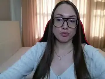 Chaturbate Best live sex cam show of carolineglow_