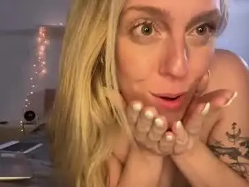 Chaturbate Free Porn Cam of emmaonlyx1
