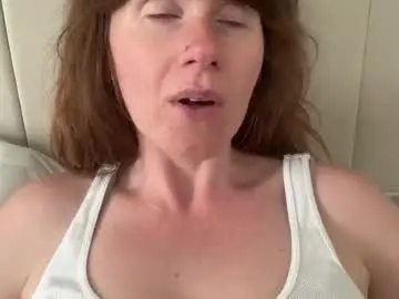 Chaturbate Sex Chat of red_head_rosie_69