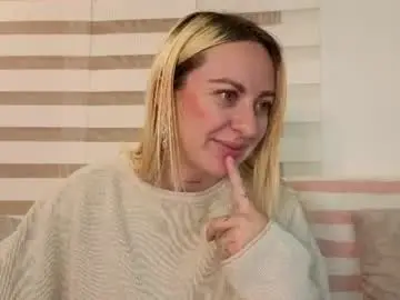 Chaturbate Live Sex of anttoniia
