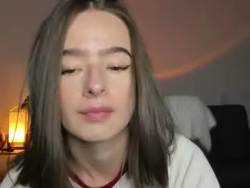 Chaturbate Live Sex Cam of lunahoney27