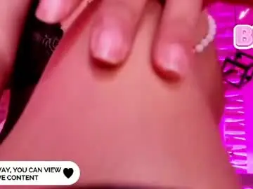 Chaturbate Free Live Porn of roxanne_han