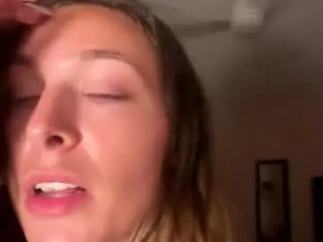Chaturbate Watch Live Sex Cams of karinabambina00