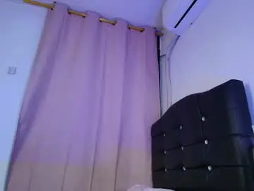 Chaturbate Live Sex Cam of mia_depp