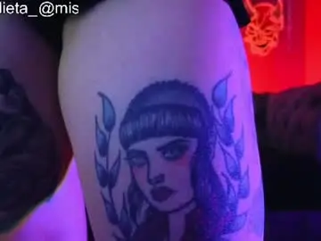 Chaturbate Free Porn Cam of julieta_russell