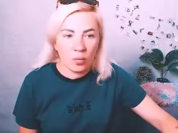 Chaturbate Adult Video Chat of alinafrey_