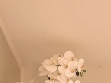 Chaturbate Live Sex Cam of cassiemiles