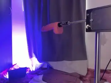 Chaturbate Live Sex Cam of lilirouse