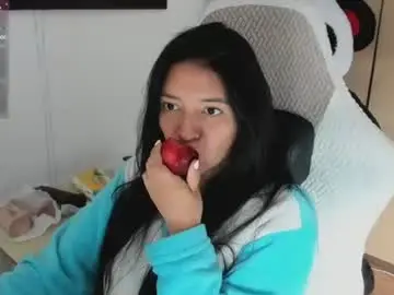 Chaturbate Sex Cam of andrea_bonnie