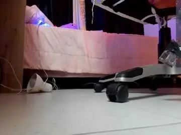 Chaturbate Best live sex cam show of kimmberly_saenz_