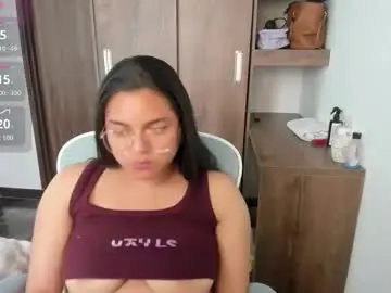 Chaturbate Sex Cam of renata_lizcano