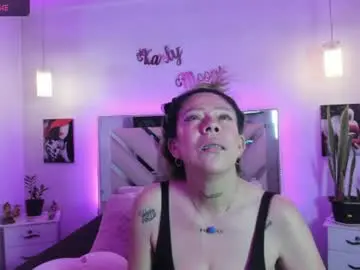 Chaturbate Free Live Porn of karly_moonn