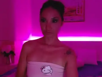 Chaturbate Best live sex cam show of ohmy_linda