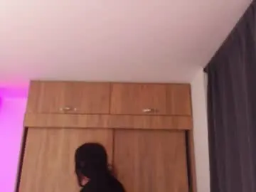 Chaturbate Sex Chat of renata_ruiz