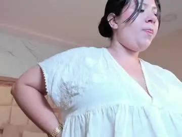 Chaturbate Live Sex Cam of zoes_mile