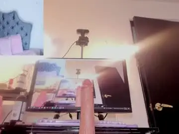 Chaturbate Free Porn Cam of conny_curly