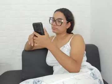 Chaturbate Watch Live Sex Cams of melannie_roses