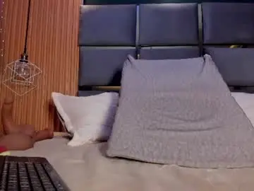 Chaturbate Watch Live Sex Cams of camilaferrer9