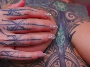 Chaturbate Live Sex of mistressdarkstar