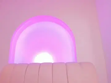 Chaturbate Free Live Porn of milaowens