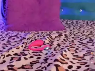 Chaturbate Sex Cam of lana_queen13
