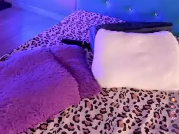 Chaturbate Sex Cam of lana_queen13