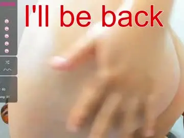Chaturbate Nude Webcam of squirtle_girl