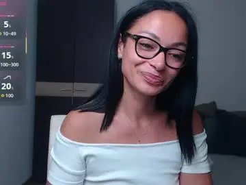 Chaturbate Free Porn Cam of serenesophi