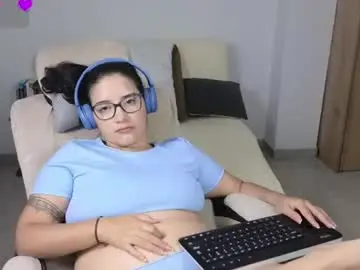 Chaturbate Live Sex Cam of moonwoman_