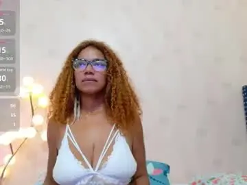 Chaturbate Free Porn Cam of naturalmomyy
