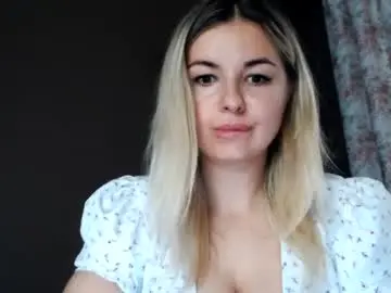 Chaturbate Live Sex Cam of love_dom_meg