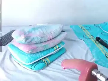 Chaturbate Free Porn Cam of emelyross_
