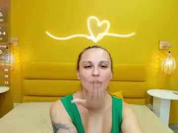 Chaturbate Sex Cam of lisaamoree
