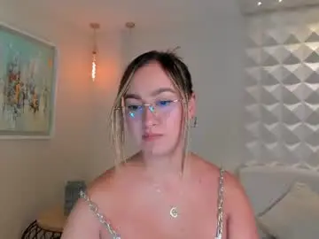Chaturbate Live Sex Cam of novasinclairx