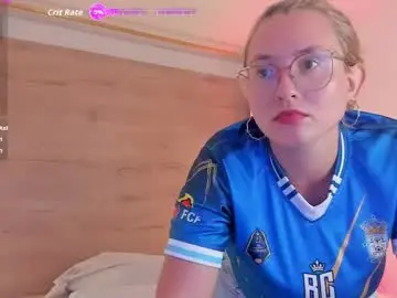 Chaturbate Best live sex cam show of heidishayk