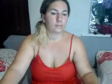 Chaturbate Watch Live Sex Cams of chrystalbella