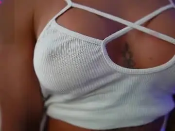 Chaturbate Live Sex Cam of xandrabae