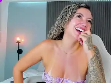 Chaturbate Best live sex cam show of mia_dollce
