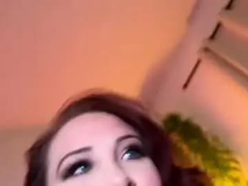 Chaturbate Free Live Porn of poisonedpeach