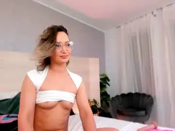 Chaturbate Free Live Porn of charming_annye
