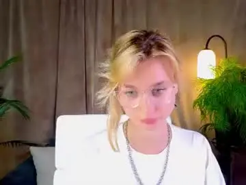 Chaturbate Live Porn of noramoreau