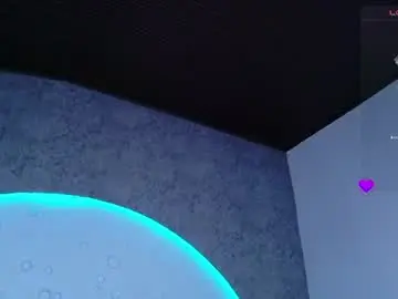 Chaturbate Live Sex Cam of reiinachloe