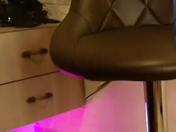 Chaturbate Live Sex Cam of nickollsaenz