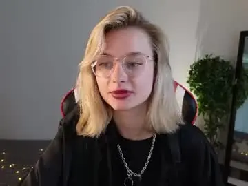 Chaturbate Best live sex cam show of nora_moreau
