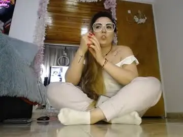 Chaturbate Live Sex Cam of martiniella