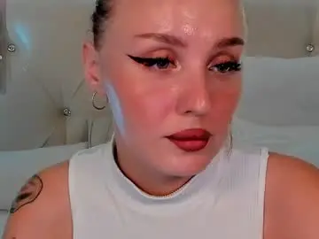Chaturbate Watch Live Sex Cams of lushcherry