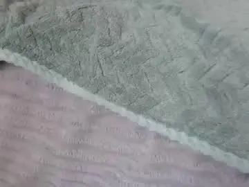 Chaturbate Live Sex of single_fox_4u