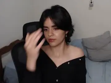 Chaturbate Sex Cam of ariel_pinkdiamond