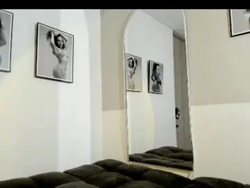 Chaturbate Sex Cam of olivia_collisn