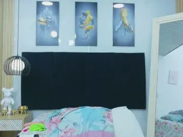 Chaturbate Watch Live Sex Cams of curvyhomebebe